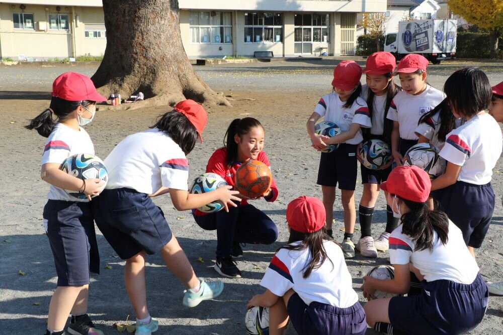 相模原市立新磯小学校にて巡回サッカー教室を実施！
