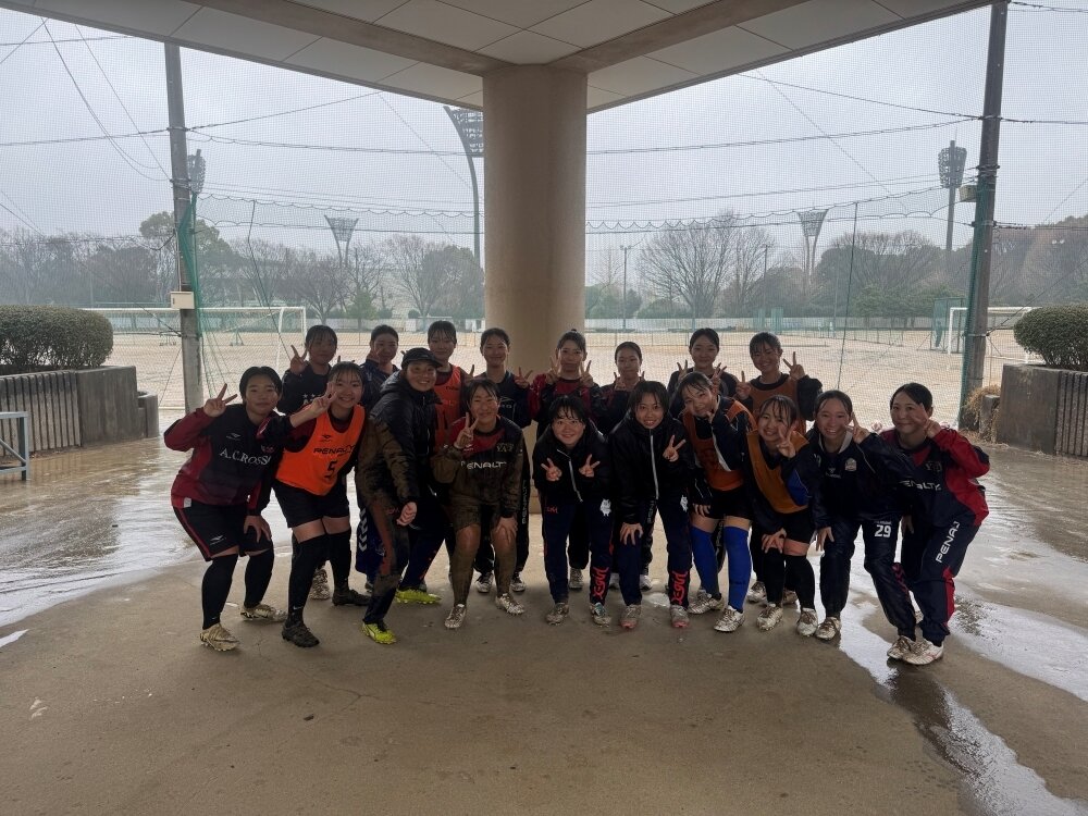 相模原弥栄高校女子サッカー部を訪問！